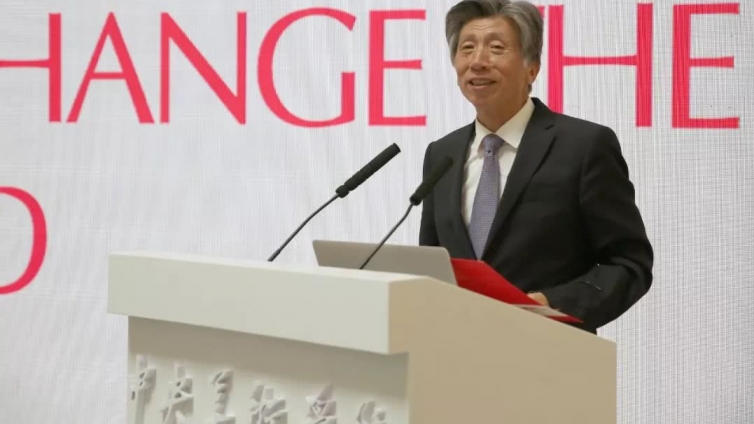 新时代美术教育面临的机遇与挑战