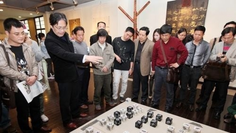 专栏｜ 陈振濂著作序跋汇纂专栏之（二十九）  建设新的书法学习观念形态  拓展书法（三）序