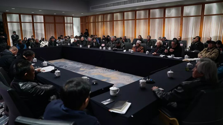 许江、肖峰、王庆明、吴山明、吴宪生、尉晓榕等中国美术学院教师共同追思方增先先生。